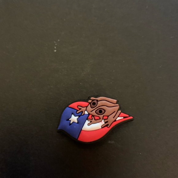 Croc Jewels Puerto Rican Queen - Picture 5 of 5